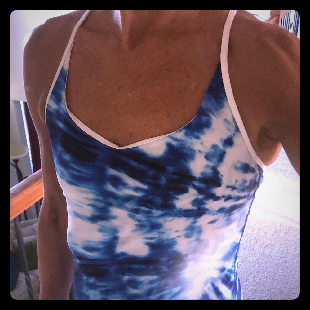 Rese tank top